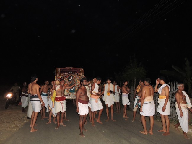 Srirangam Namperumal Jeeyapuram to Srirangam THirumbuka 2015-1 (58)
