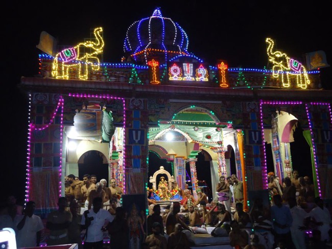 Srirangam Ranganathaswami Temple  Masi Theppotsavam Day 8-2015-41