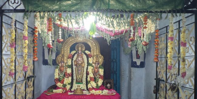 THiruvelukkai Sri Azhagiya Singaperumal sannadhi  Dhavanotsavam day 2 2015 -21