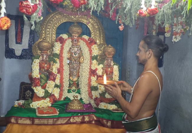 THiruvelukkai Sri Azhagiyasinga pErumal  Temple Dhavanotsavam day 1 2015 2015 -09