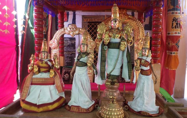 Thiruvelukkai Sri Azhagiya Singaperumal Temple Dhavanotsavam day 3 2015 -01