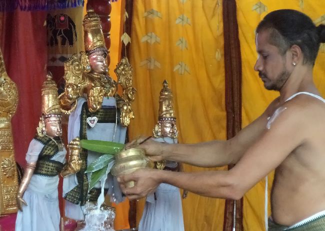 Thiruvelukkai Sri Azhagiya Singaperumal Temple Dhavanotsavam day 3 2015 -09