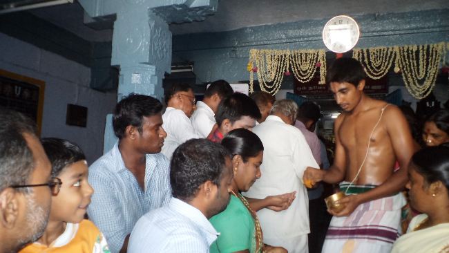Thiruvelukkai Sri Azhagiyasinga perumal temple Ugadhi Utsavam 2015 -11