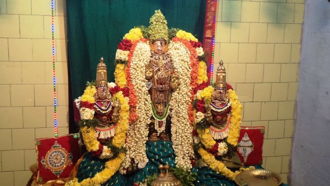 Thiruvelukkai Sri Azhagiyasinga perumal temple Ugadhi Utsavam 2015 -22