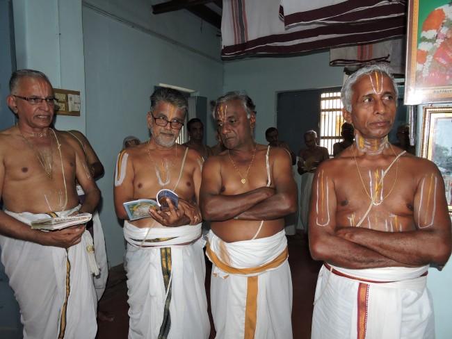 13th apr 15 - 8 to 11am vennatrankarai swami kainkaryam (20)