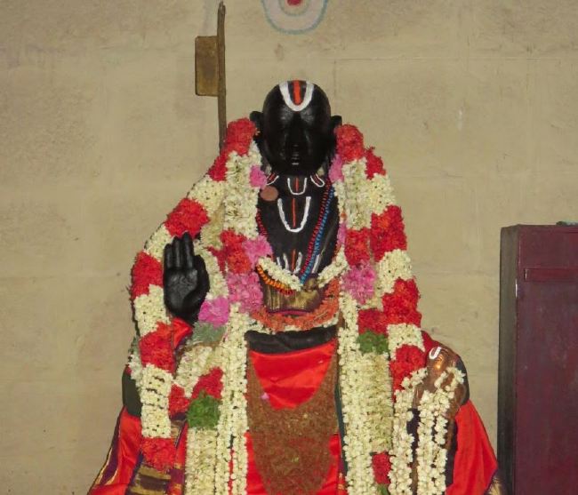 Kanchi Sri Devaperumal Chithirai Ekadasi Purappau  2015 38