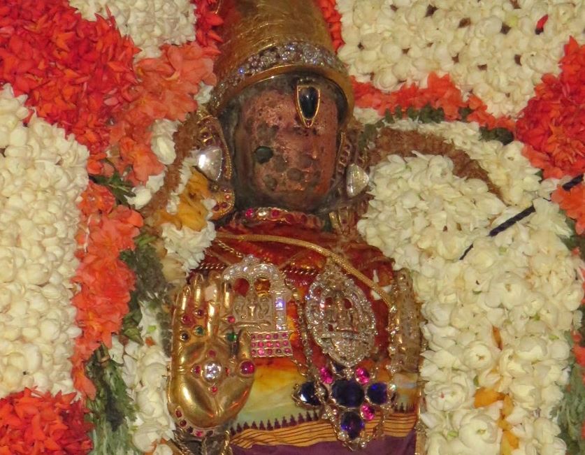 Kanchi Sri Devaperumal Pallavotsavam day 1 2015