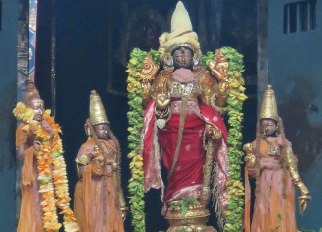 Kanchi Sri Devaperumal Panguni Uthiram utsavam Gandhapodi Vasantham 2015 -31