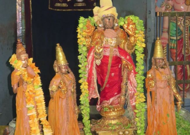 Kanchi Sri Devaperumal Panguni Uthiram utsavam Gandhapodi Vasantham 2015 -32