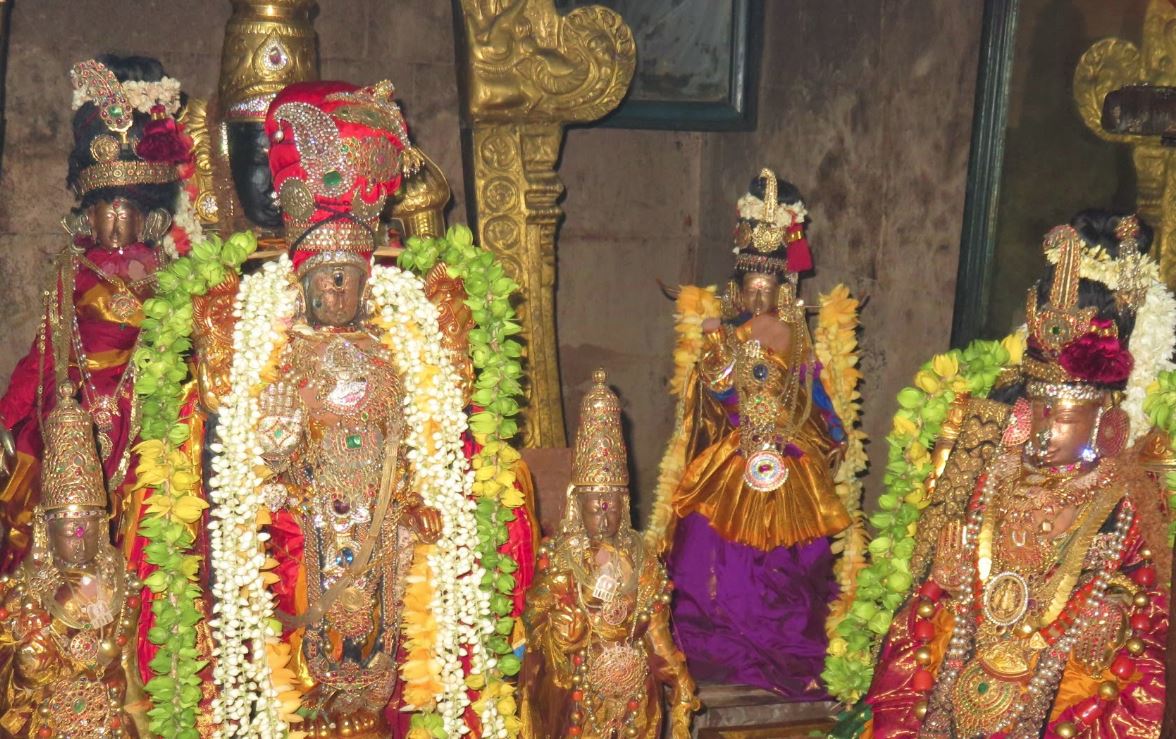 Kanchi Sri Devaperumal temple Panguni Gandhapodi Vasantham 1 2015