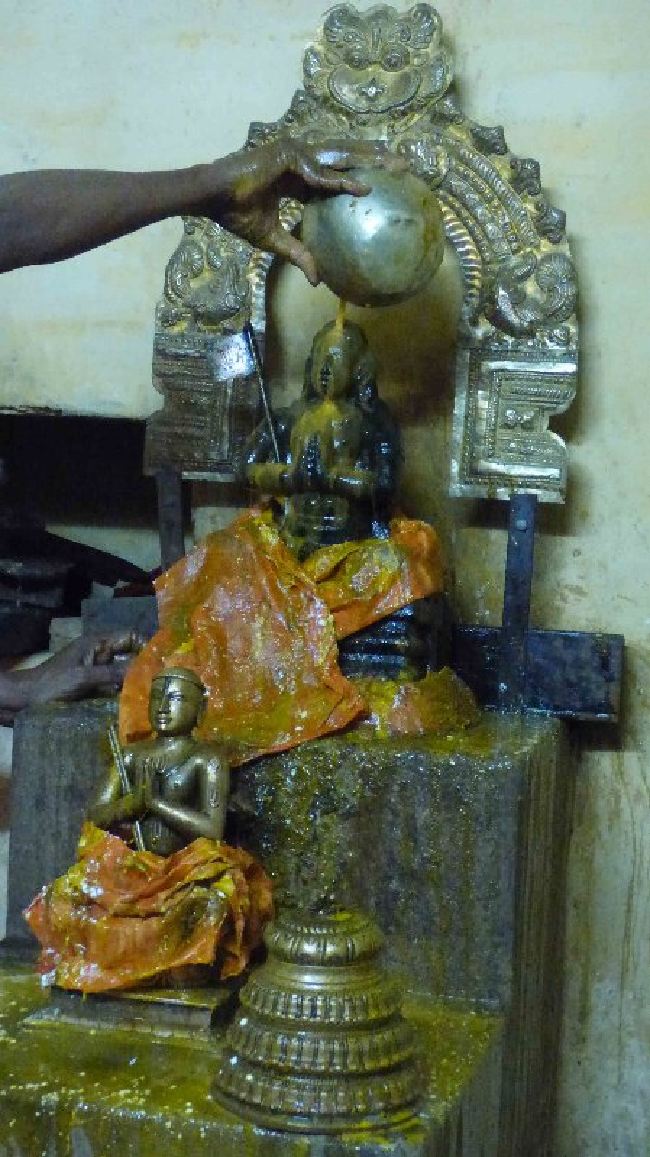 Sri Adhivan Satakopan Panguni Kettai thirumanjanam Dasvathara Sannadhi Srirangam 2015 -10