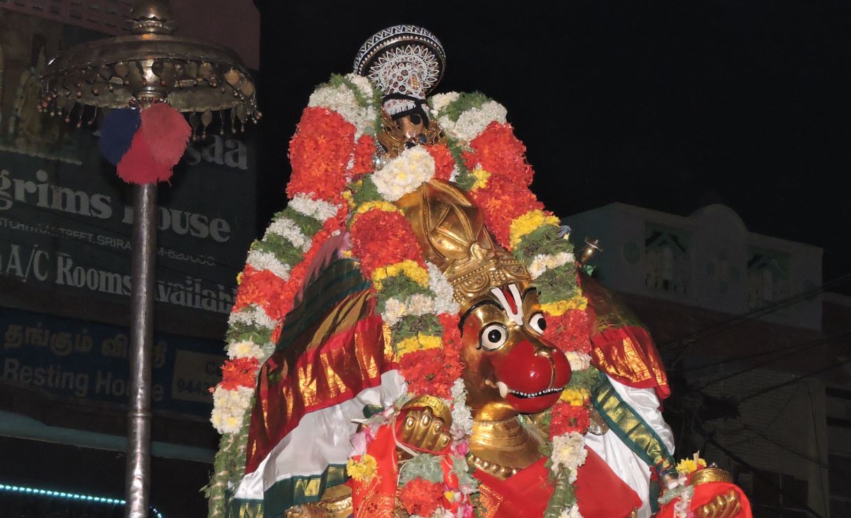 Sri namperumal Viruppan Thirunal  Hanumantha vahanam 1 2015