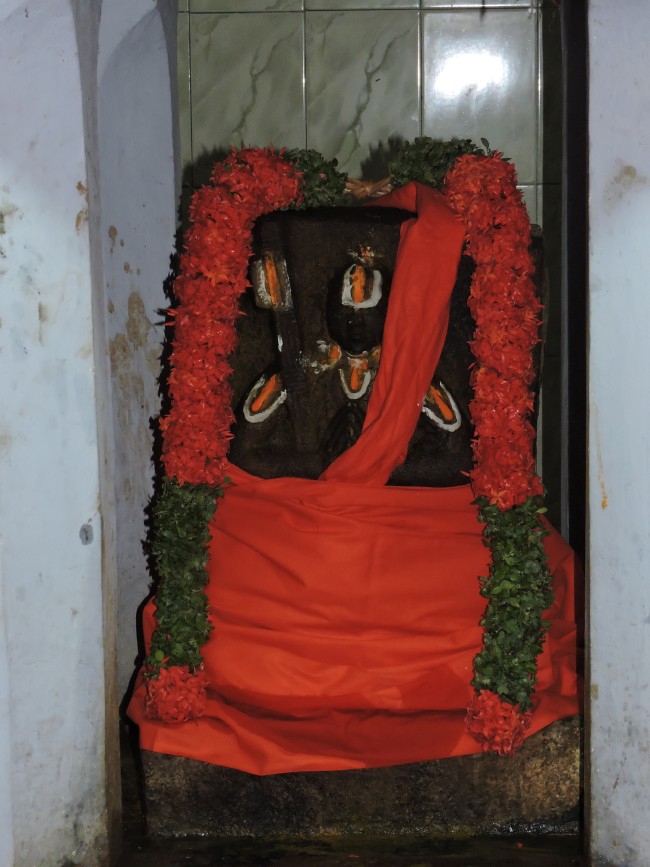 Srimath venatrankarai swami brindavanam thirumanjanam  (3)