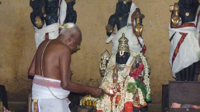 Srirangam Dasavathara Sannadhi Panguni Swami Desikan Thirumanjanam-35