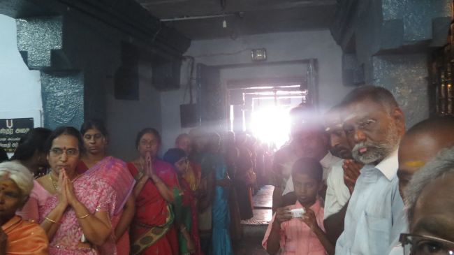 THiruvelukkai Sri Azhagiya Singaperumal Temple Manmadha varusha Pirappau utsavam  201544