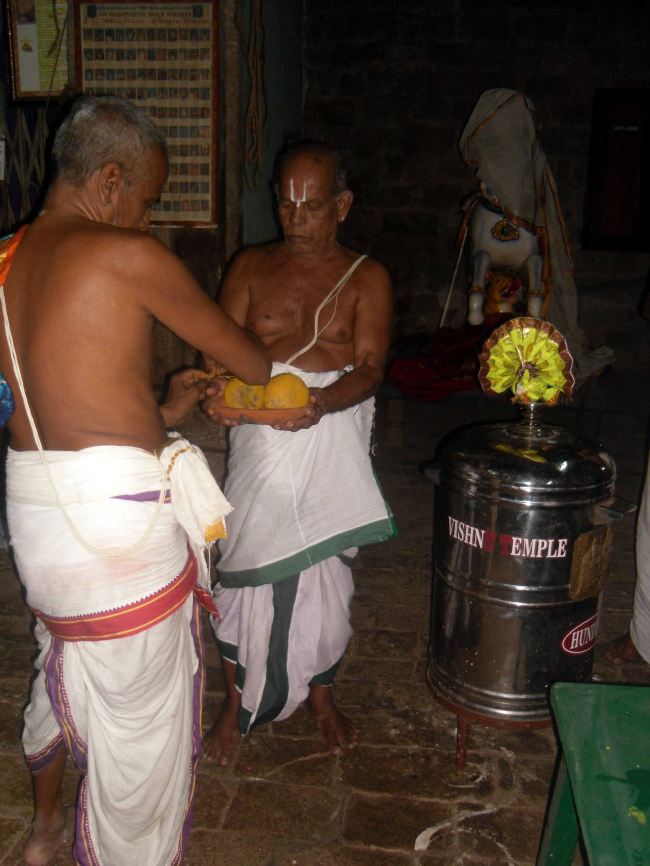 Thirukannamangai Sri Bhakthavatsala Perumal kovil Chithirai Brahmotsavam day 1 2015 10