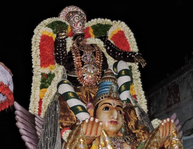 Thirukarambanoor Chithirai Brahmotsavam Garuda Sevai purappadu 2015 6