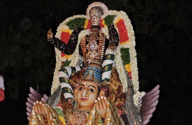 Thirukarambanoor Chithirai Brahmotsavam Garuda Sevai purappadu 2015 7