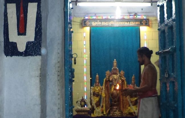 Thiruvelukkai Sri Azhagiya Singaperumal Chithirai Ammavasai thirumanjanam 2015 09