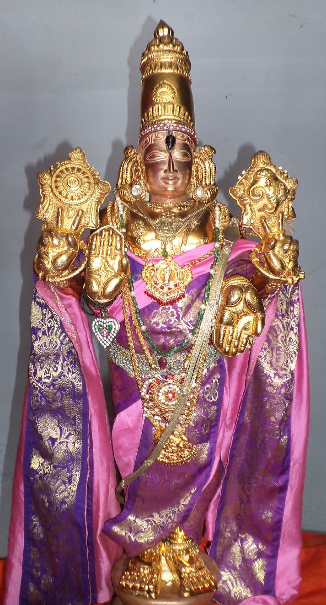 Thiruvelukkai Sri Mukundanayaga Perumal Panguni Uthiram Viswaroopra  sevai 2015 -16