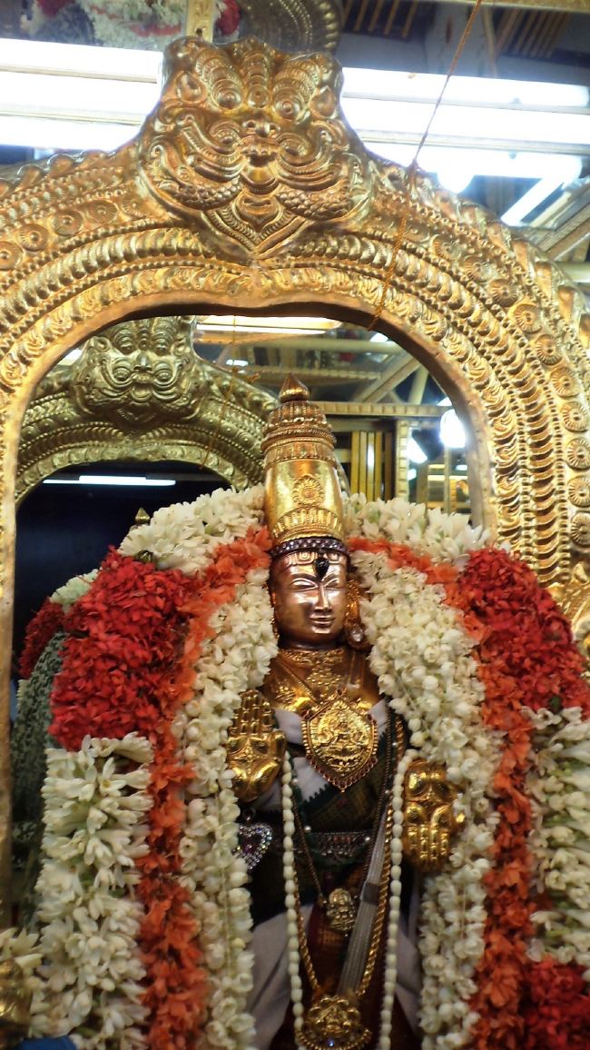 Thiruvelukkai Sri Mukundanayaga Perumal Panguni swathi sevai 2015 -02