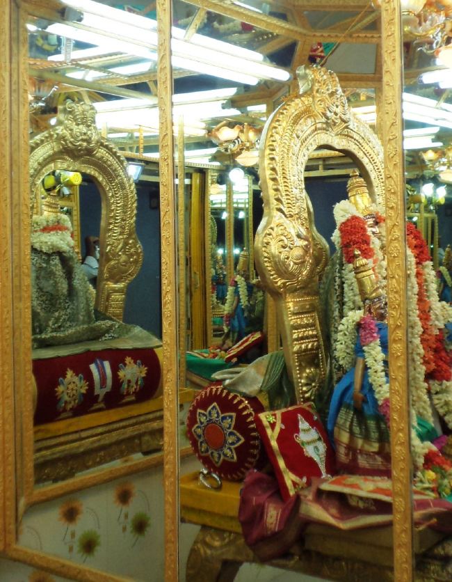 Thiruvelukkai Sri Mukundanayaga Perumal Panguni swathi sevai 2015 -07