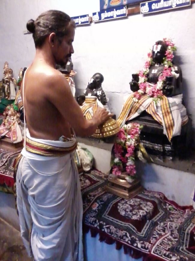 Thiruvelukkai Sri Mukundanayaga Perumal Panguni swathi sevai 2015 -17