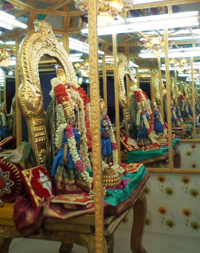 Thiruvelukkai Sri Mukundanayaga Perumal Panguni swathi sevai 2015 -25