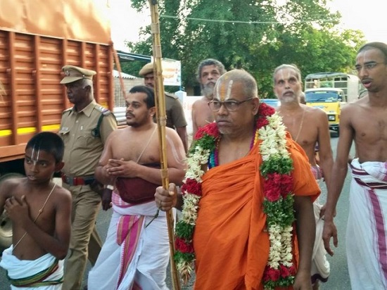 HH 46th Srimath Azhagiyasingar Vijayam  to Azhwar Thirunagari16