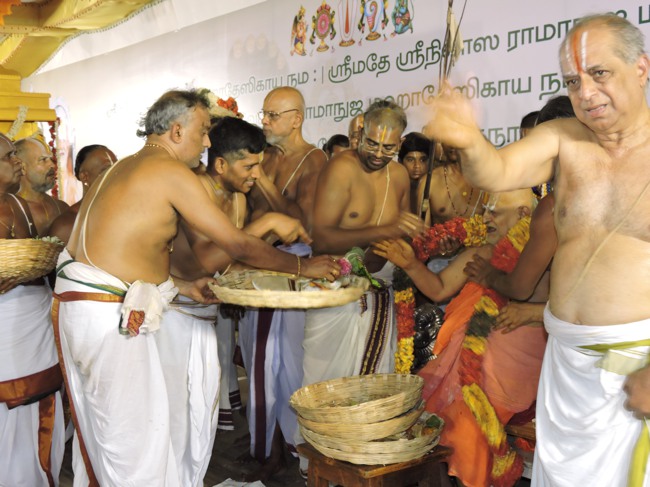 HH Srimushnam Andavan Sathabisheka Thirunakshatra Mahotsavam Divya Desa Mariyathai 2015-10