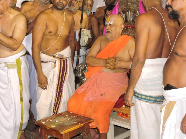 HH Srimushnam Andavan Sathabisheka Thirunakshatra Mahotsavam Divya Desa Mariyathai book release 2015-0043