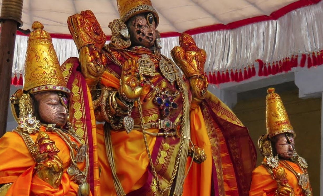 Kanchi Devaperumal Thirumalyilirunthu Eranguthal 1 2015
