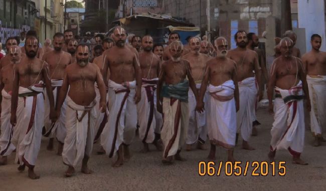 Kanchi Sri Perarulalan Manmadha varusha Thottotsavam morning Purappadu  2015 25