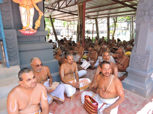 Srimushnam Andavan Sathabisheka Mahotsavam  day 2 Thiruppathi Jeeyar Visits-2015-37