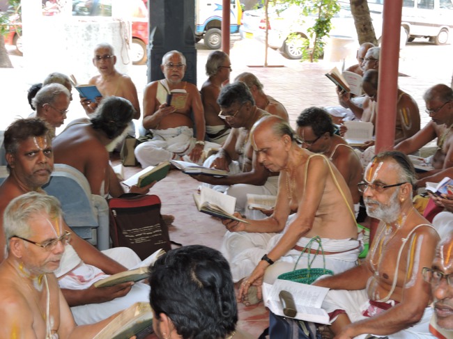 Srimushnam Andavan Sathabisheka Mahotsavam  day 3 Padhuka Goshti-2015-34