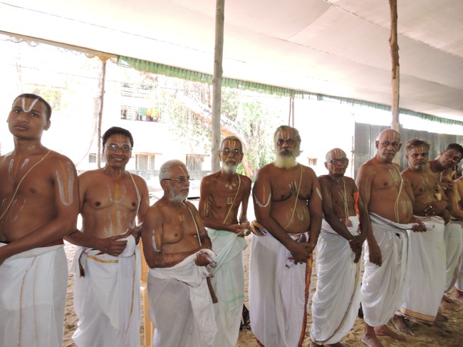 Srimushnam Andavan Sathabisheka Mahotsavam  day 3  Visits-Veda Parayanam 2015-29