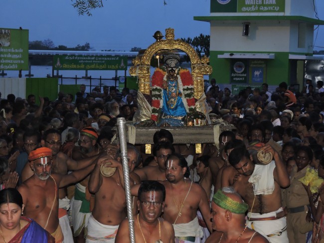 Srirangam Namperumal Gajendra Moksham Vaibhavam at Amma Mandapam  2015 37