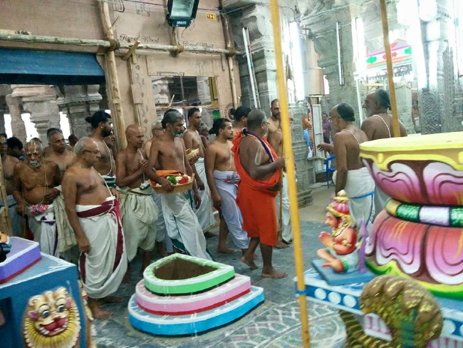 Srimad azhagiyasingar arrived  kumbakonam 29