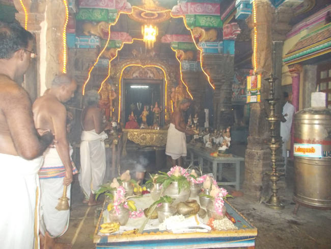 Theranzhundur Sri amaruviappan temple 01