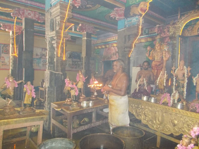 Theranzhundur Sri amaruviappan temple 09