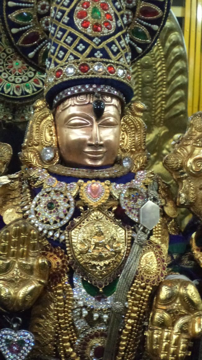 Thiruvellukai_periyazhwar satrumurai  33