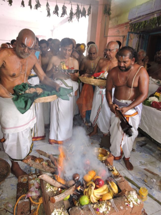 Aviyur Sri Navaneetha Krishna Perumal Temple Pavithrotsavam Day 3-2015-14