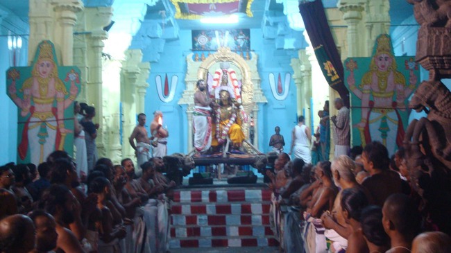 Kanchi Devarajaswami temple Aadi Garuda Sevai 2015-22