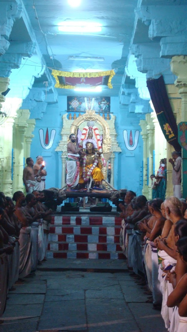Kanchi Devarajaswami temple Aadi Garuda Sevai 2015-23