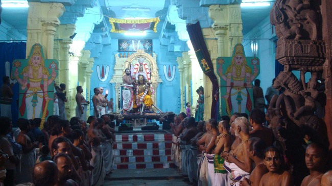 Kanchi Devarajaswami temple Aadi Garuda Sevai 2015-26