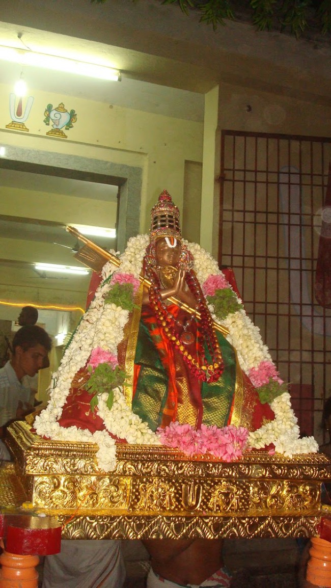 Kanchi Devarajaswami temple Alavandhar Satrumurai 2015-03