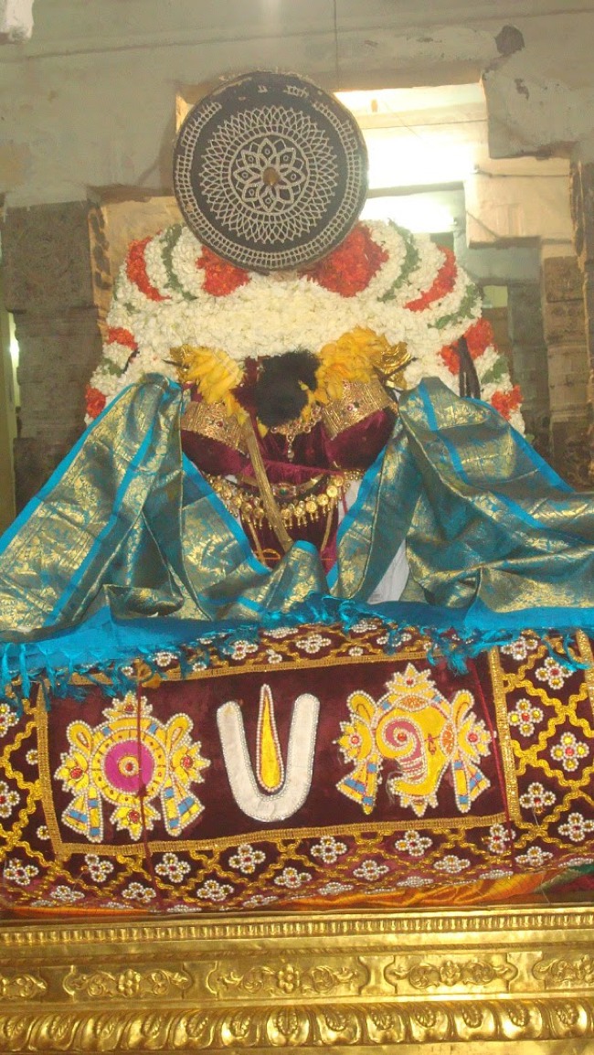 Kanchi Devarajaswami temple Alavandhar Satrumurai 2015-10