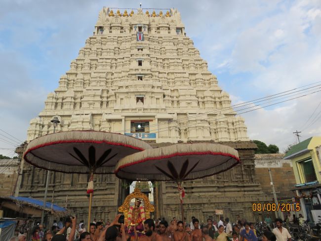 Kanchi Sri Devaperumal Sannadhi Thiruvadipoora Utsavam day 2-2015 17
