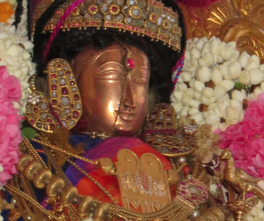 Sri Andal Thiruvadipoora UTsavam day 2 2015-1