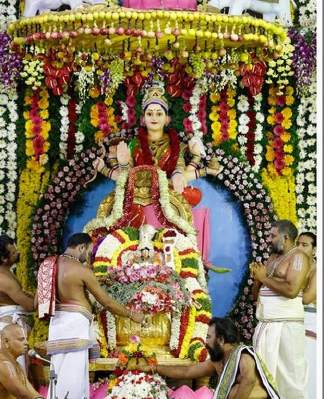 Thiruchanoor Sri Padmavathi Thayar Temple Manmadha Varusha Varalakshmi Vratham10